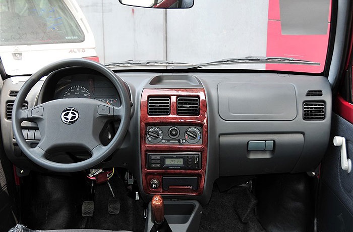 Chinese Maruti 800 dashboard