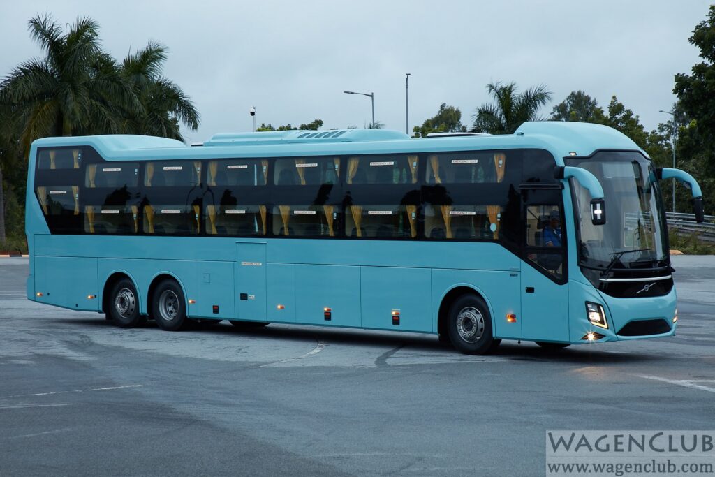 Volvo 9600 6x2 multi-axle coach