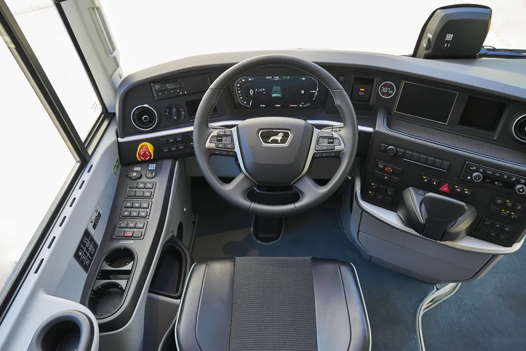 MAN Lion's Coach 14 E Driver Cockpit